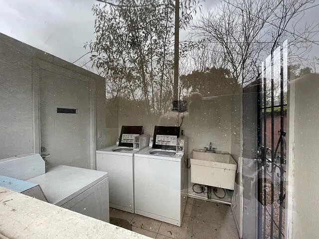 1029 S Wilson St — Photo 6