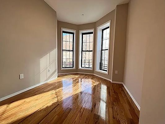 2nd image of 110 Linden Blvd #2F