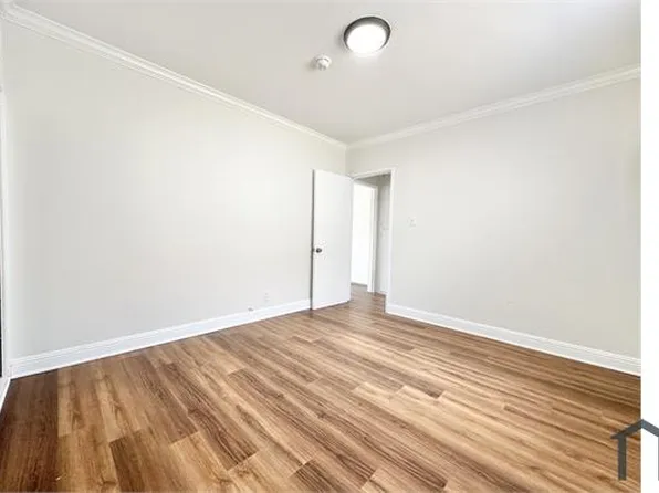 14639 Calvert St APT 9, Van Nuys, CA 91411