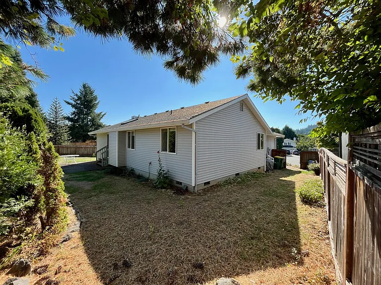 16757 SW Shelby Ct — Photo 17