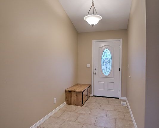 4th image of 3937 E Magenta Dr