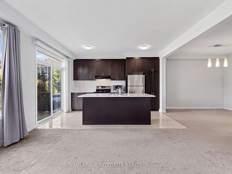129 Umbra Pl — Photo 15