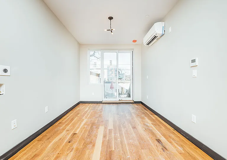 2823 Snyder Ave #1A — Photo 5