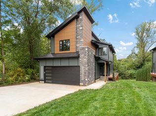 212 Cox St, Simpsonville, SC 29681