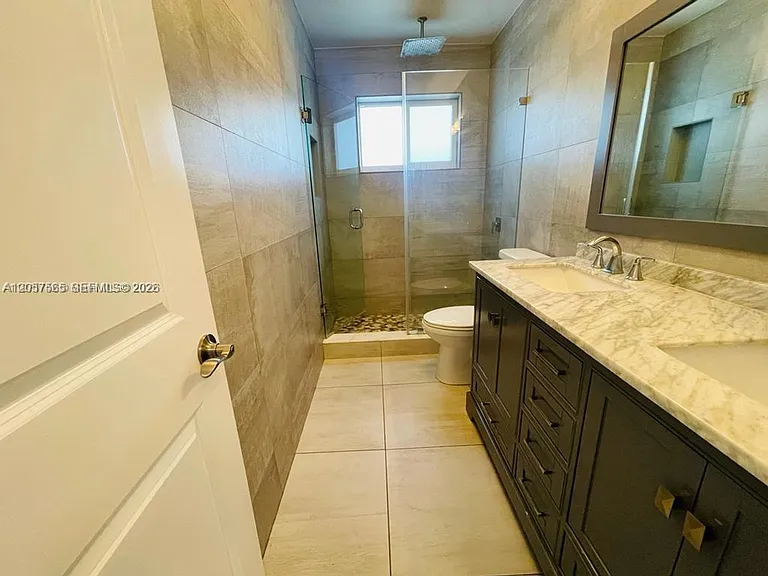 1900 NE 41st St #0 — Photo 10