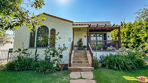 3037 Saint George St Photo 1
