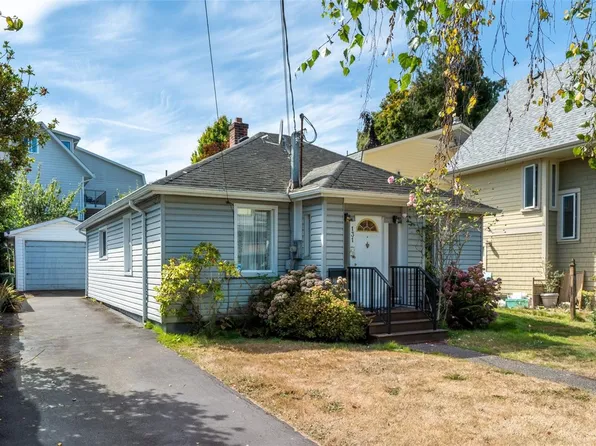 131 Michigan St, Victoria, BC V8V 1R2