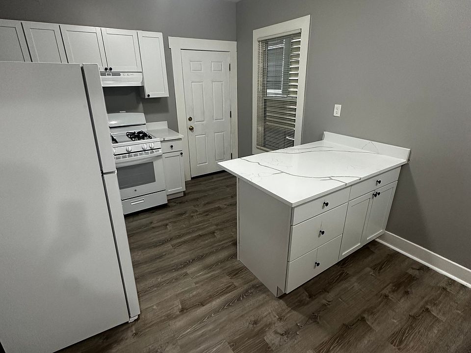 1st image of 46 Lambert Ave APT 1