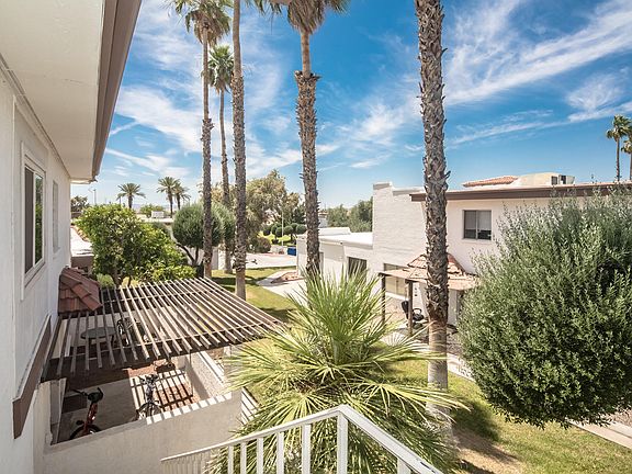 3rd image of 1760 Los Lagos Dr #D