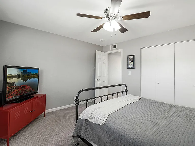 3635 E Turney Ave #14 — Photo 17