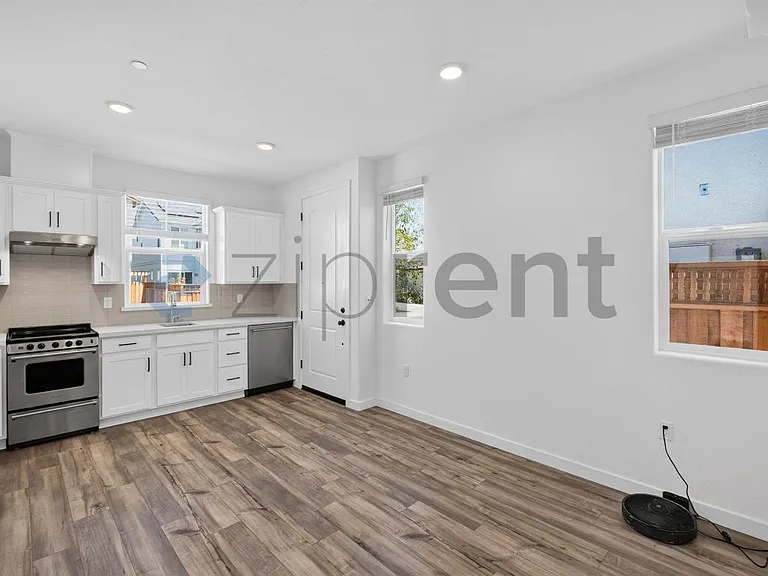 1518 N Central Pkwy #ADU — Photo 7