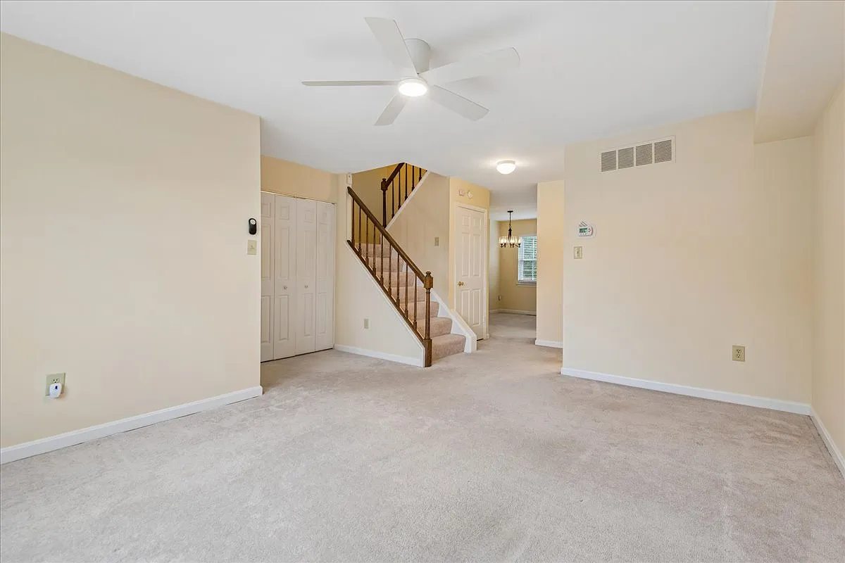 3574 Lowlen Court — Photo 4