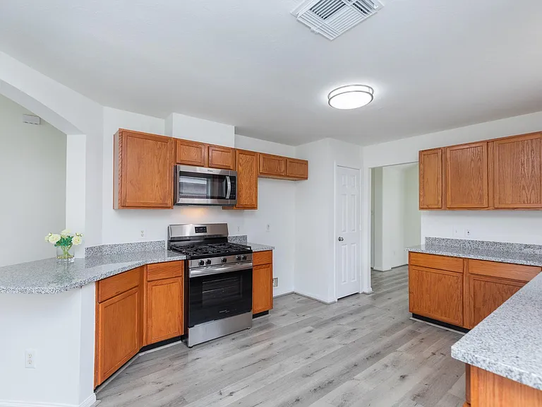 16307 Goanna Ct — Photo 20