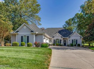 223 Oligi Cir, Loudon, TN 37774