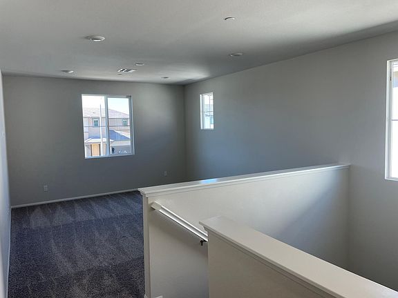 5th image of 32952 Earlsburn Cir