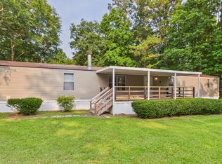 404 Butter Rd, Bonneau, SC 29431