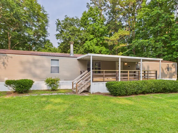 404 Butter Rd, Bonneau, SC 29431