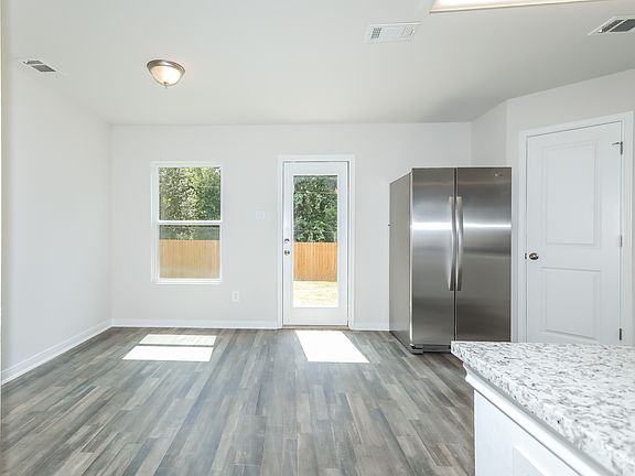 4th image of 13027 Green Wing Cir S