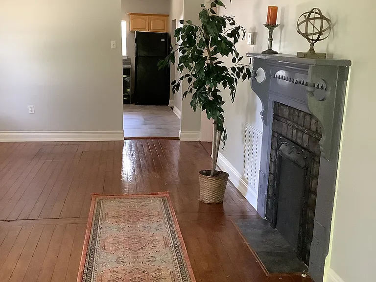 430 Kathleen Dr — Photo 7