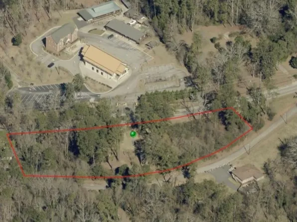 3095 Rainbow Dr, Decatur, GA 30034