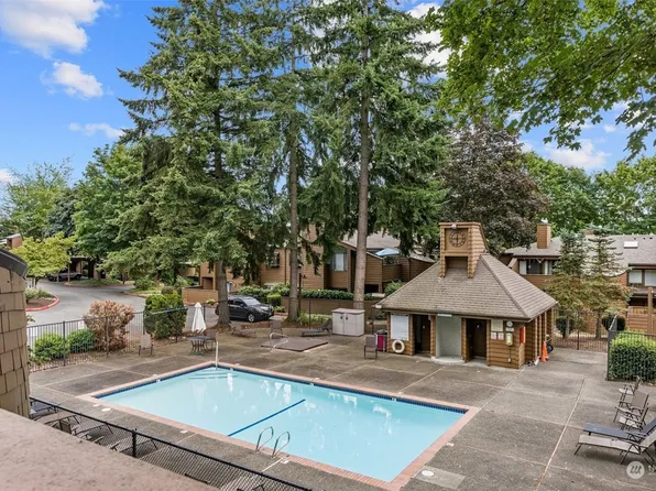 11502 NE 128th Street #35, Kirkland, WA 98034