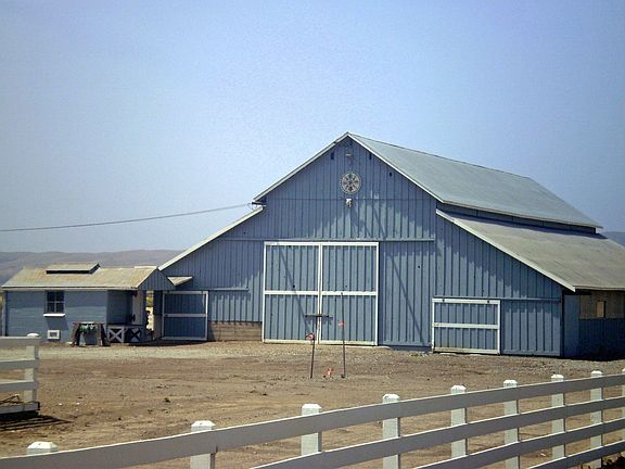 Barn