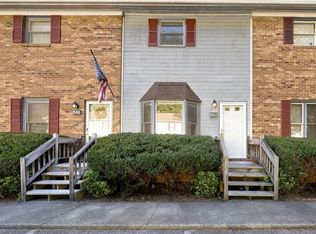832 Brickwood Ct, Winston Salem, NC 27127
