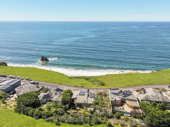 21108 Pelican Loop, Bodega Bay, CA 94923