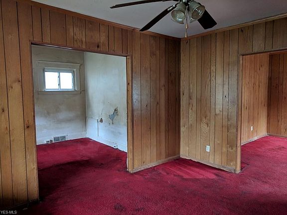4th image of 16321 Huntmere Ave