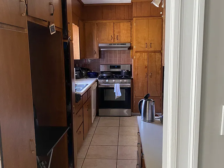 Benton Rd — Photo 24