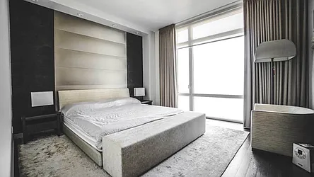 Rented by R New York