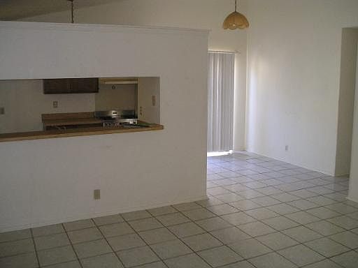 3rd image of 8838/8840 MEADOW RANGE