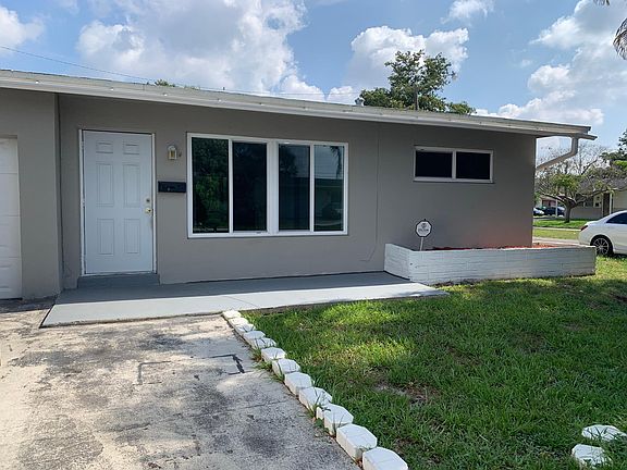 3rd image of 6871 NW 29th Ct