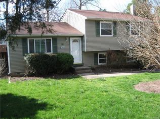 4812 Fairlake Ln, Glen Allen, VA 23060