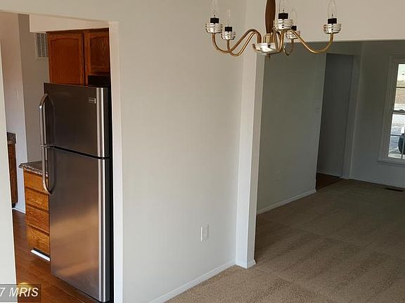 5th image of 1965 Fountainbrook Ct