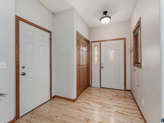 4th image of 3161 W Auburn Hills Ct