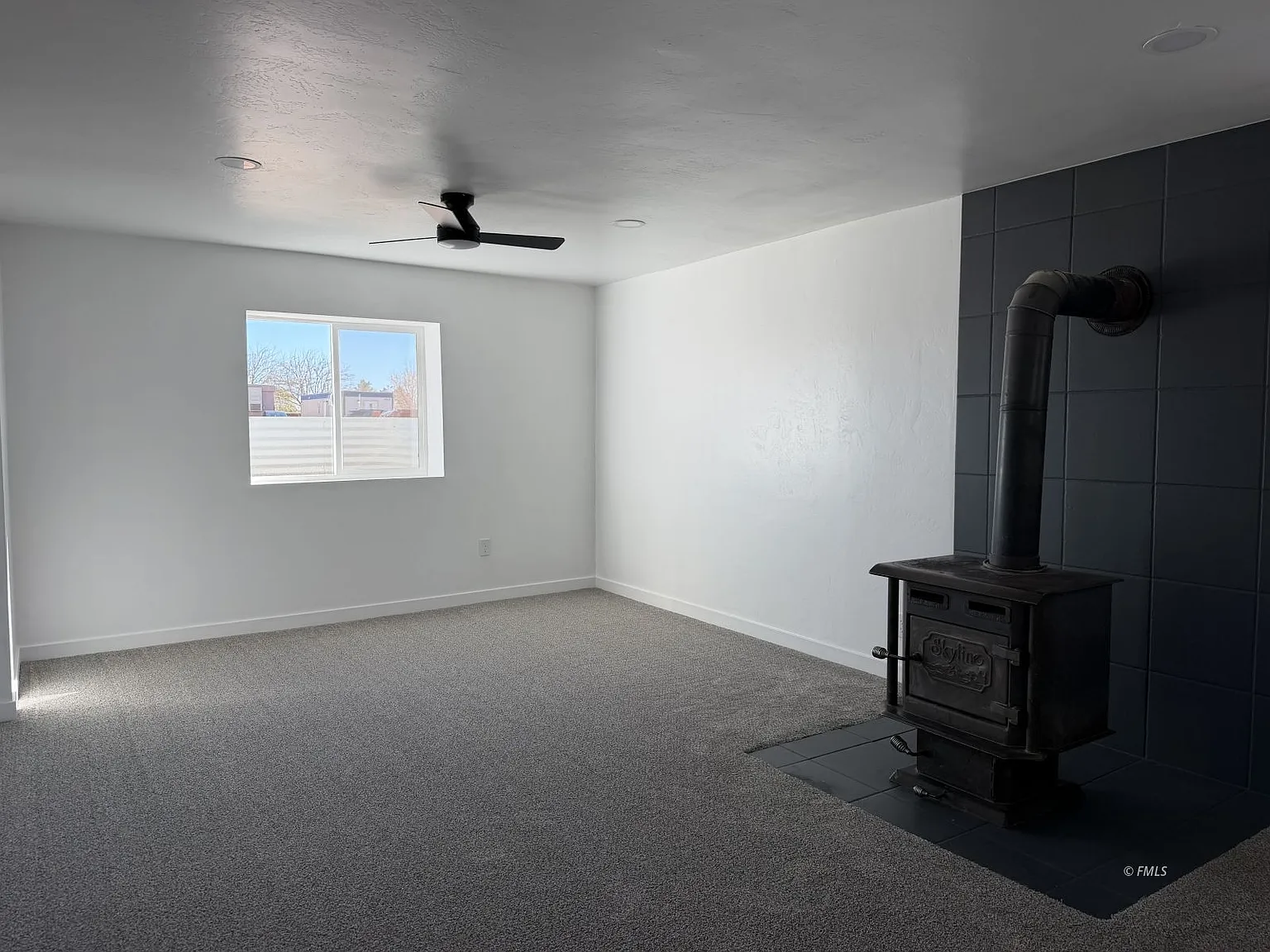 3 bed, 1319 sqft, $1,400 — Photo 4