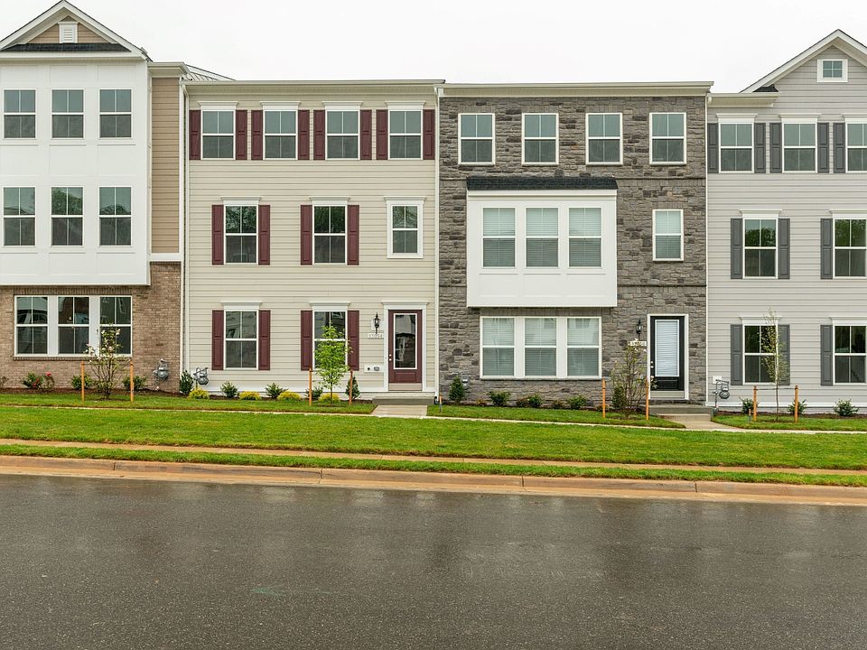 Luxurious Townhomes