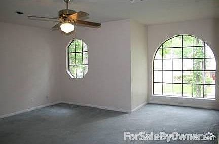 5th image of 2826 Blue Glen Ln