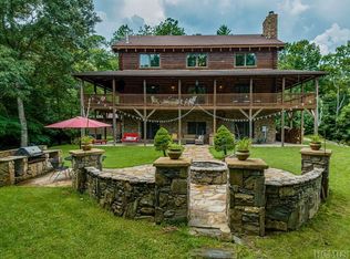 286 Stockton Rd, Franklin, NC 28734