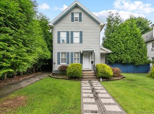 70 Dwight St, Ansonia, CT 06401