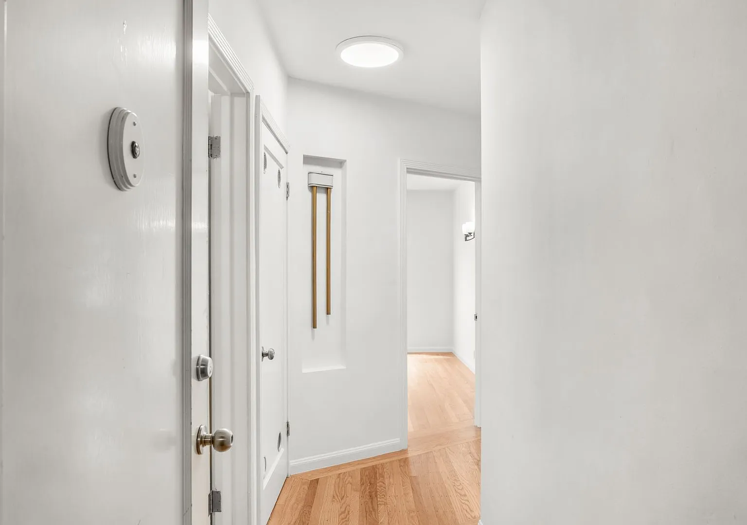 475 Chestnut Street (973r) — Photo 3