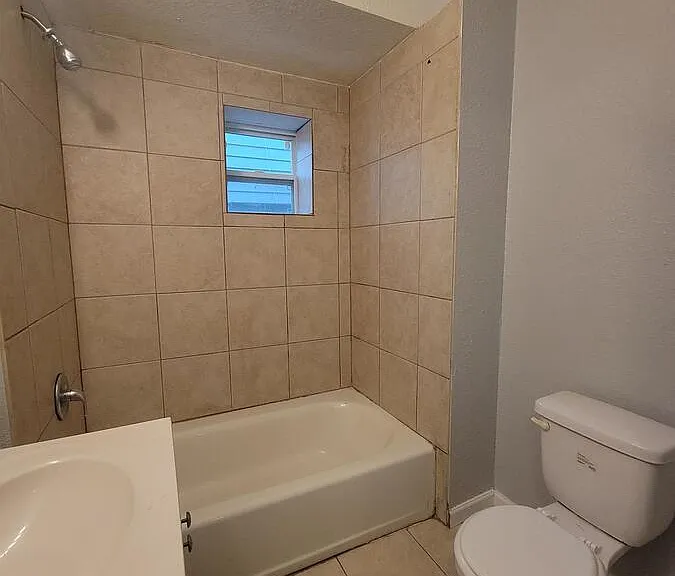 2719 Park Ave #A — Photo 6