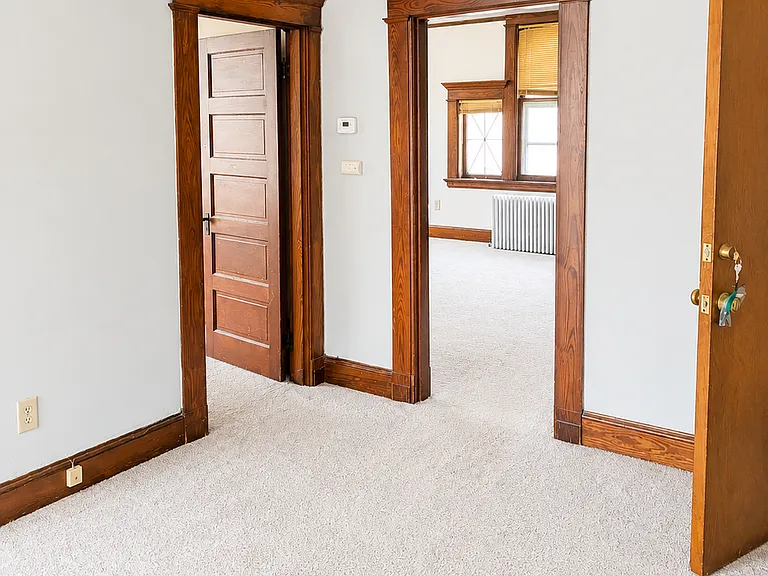 537 Whitney Ave #3 — Photo 7