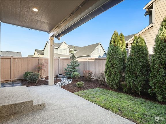 5th image of 19513 26th Avenue Ct E