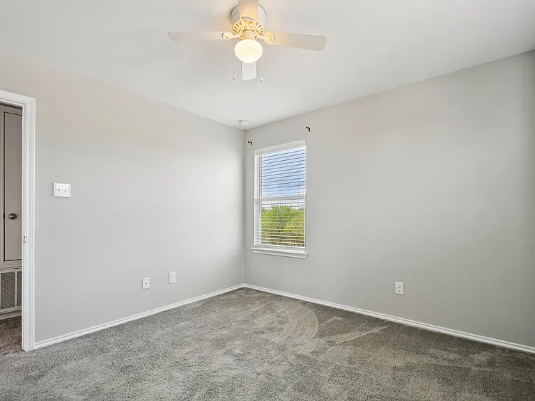 19219 Zachary Taylor St — Photo 21