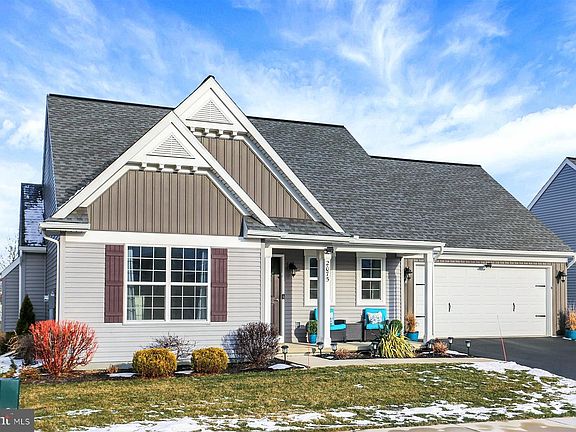 4th image of 2075 Spring Wood Ln