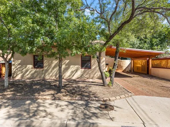 1101 Granite Ave NW, Albuquerque, NM 87102