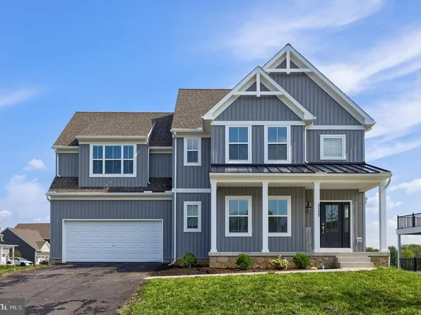 1111 Groff Ln, Lancaster, PA 17601