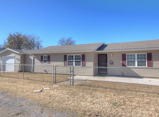 524 N Ridgeway St, Sapulpa, OK 74066